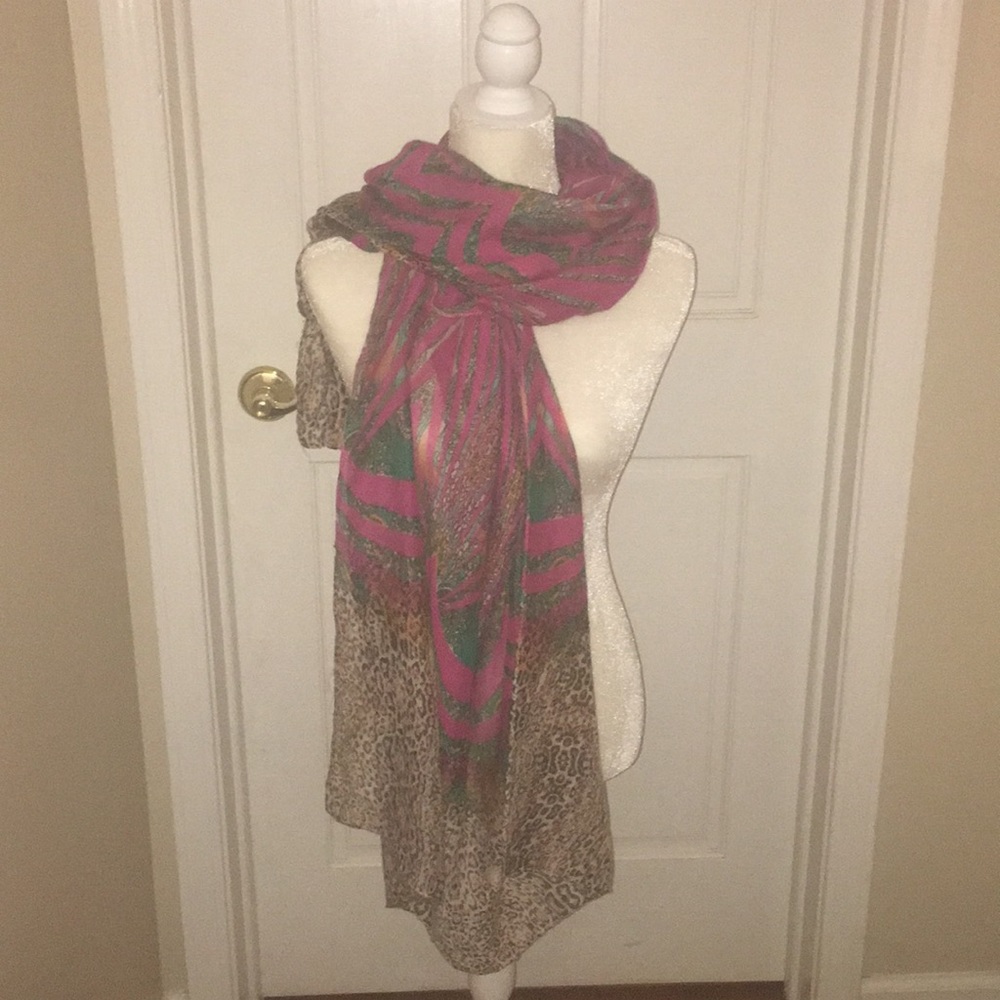 Scarf multicolored accented with animal print
